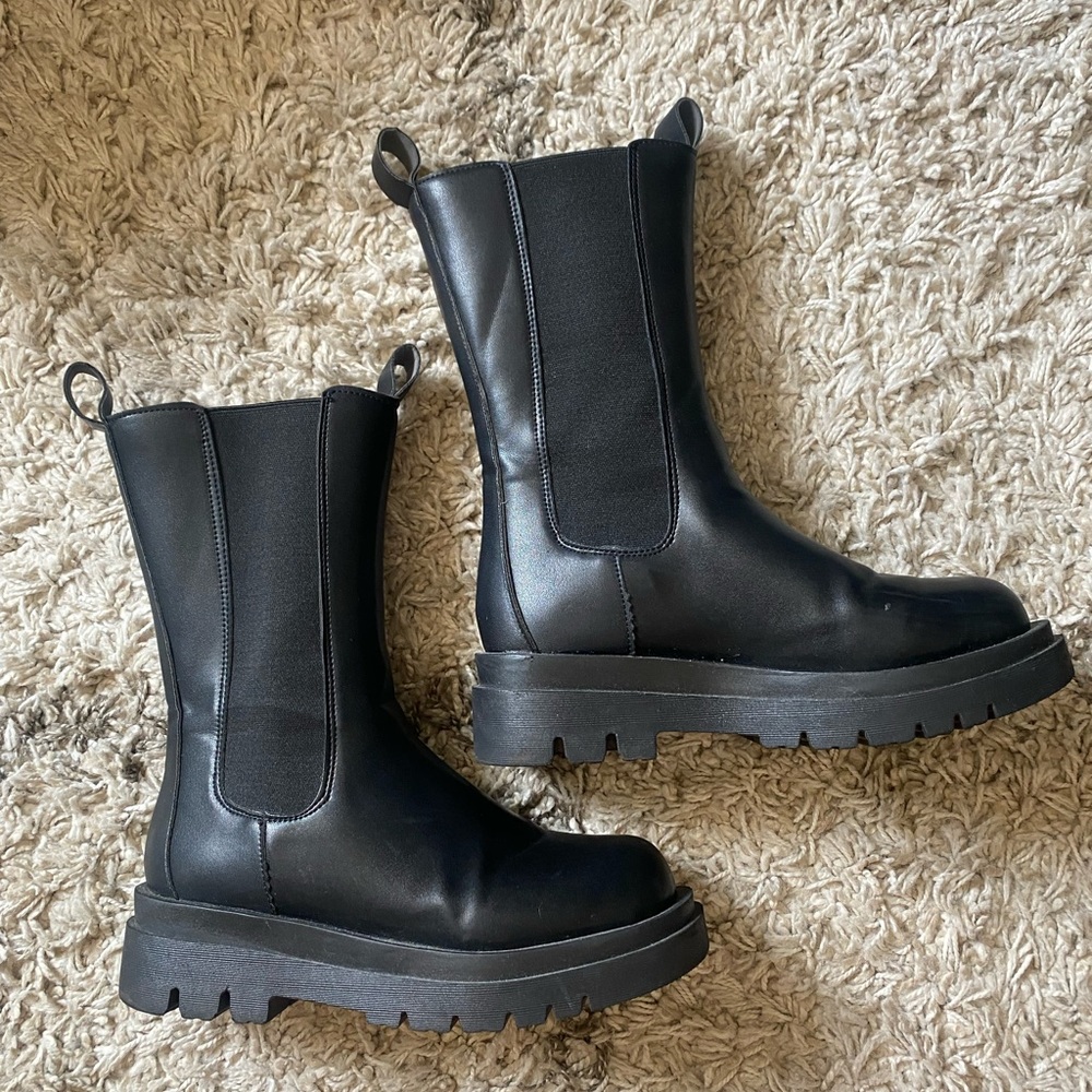 Woman boots